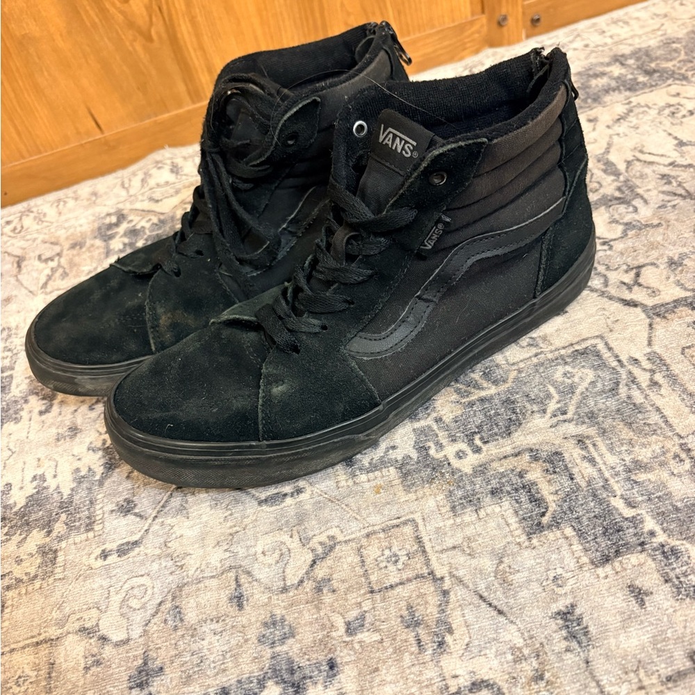 Vans Men's Black Suede High-Top Sneakers